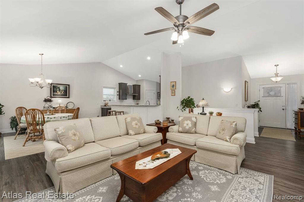 5053 HIDDEN RIDGE Drive, Metamora, MI 48455 — Photo 20
