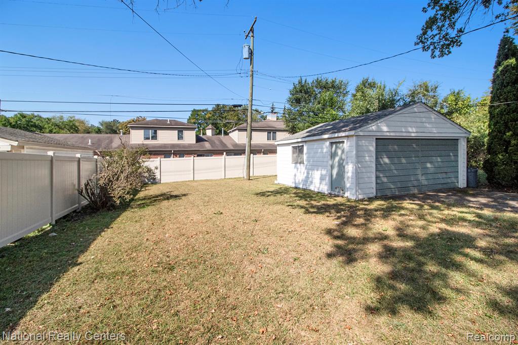 5889 N Globe Street, Westland, MI — Photo 13
