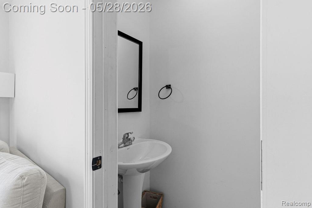 233 Peninsula Lake Drive, Highland, MI — Photo 27