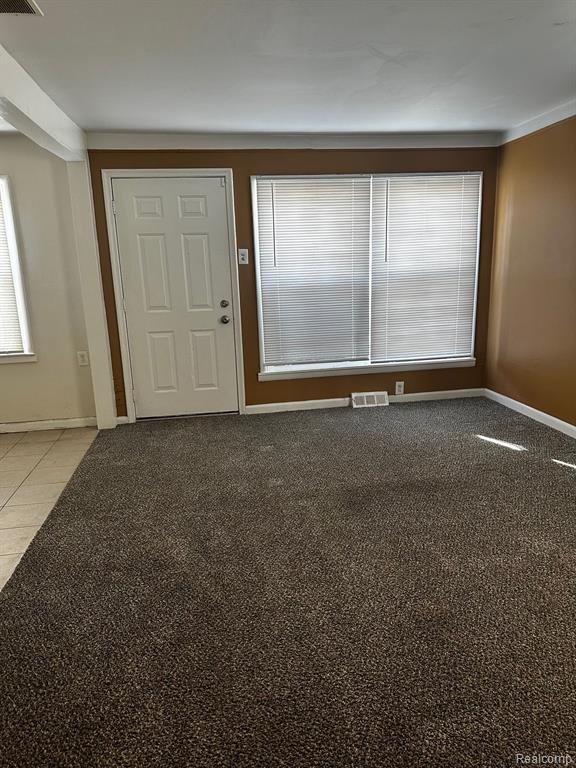 594 E BARRETT Avenue, Madison Heights, MI 48071 — Photo 6