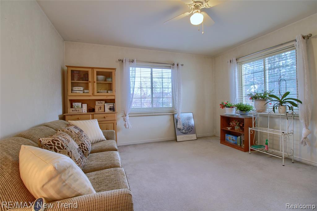 2759 Maple Forest Drive, Wixom, MI 48393 — Photo 20