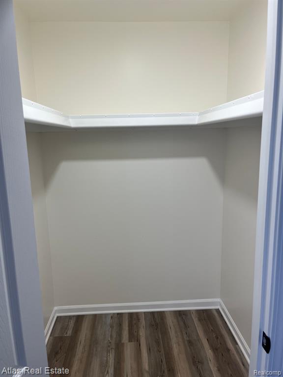 7479 CEDAR, Goodrich Vlg, MI — Photo 18