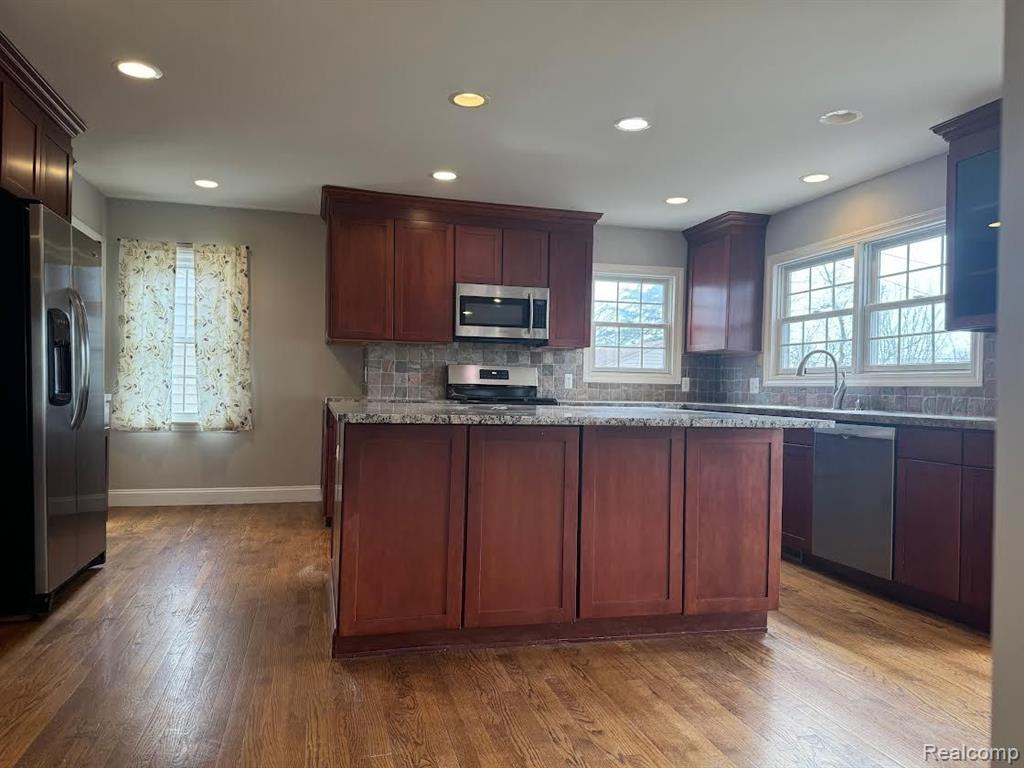 881 SIMPSON Street, Plymouth, MI 48170 — Photo 13