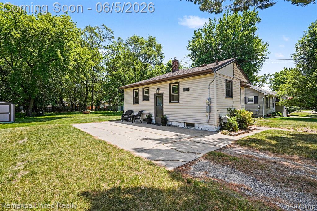 1024 Lee Street, Fenton, MI 48430 — Photo 20
