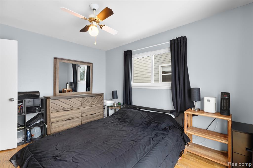 6428 Cloverton Drive, Waterford, MI 48329 — Photo 14