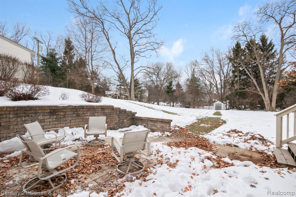 21412 Holmbury Road, Northville, MI 48167 — Photo 60