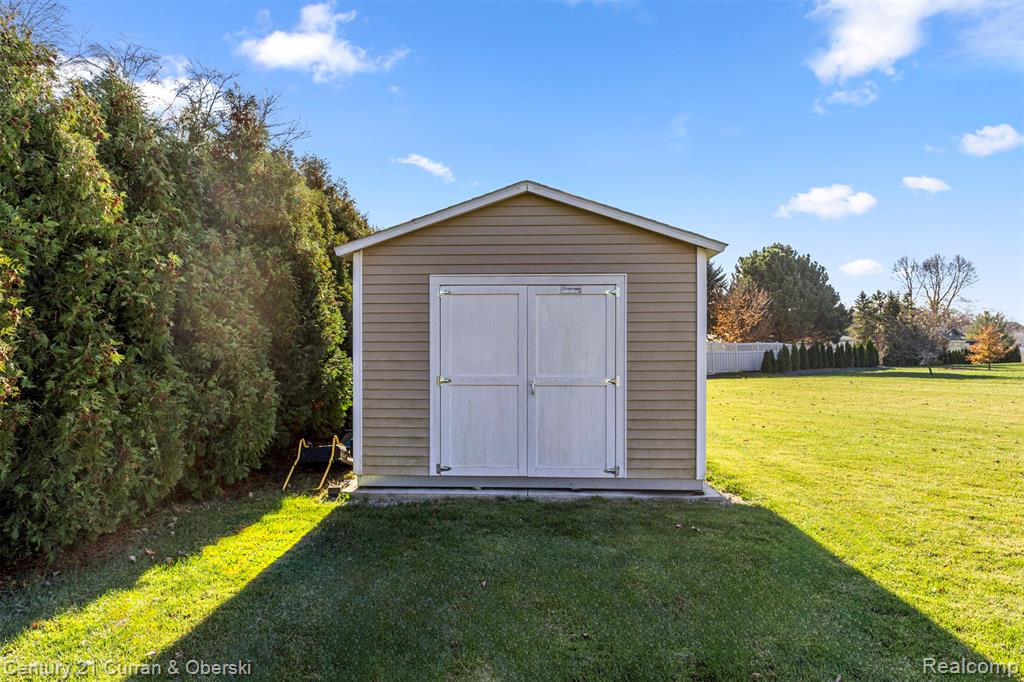 4973 Orchard Crest Court, Monroe, MI 48161 — Photo 34