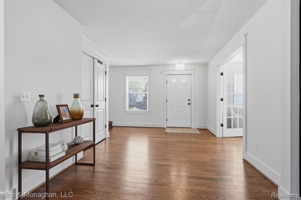 716 Cherry Avenue, Royal Oak, MI 48073 — Photo 3