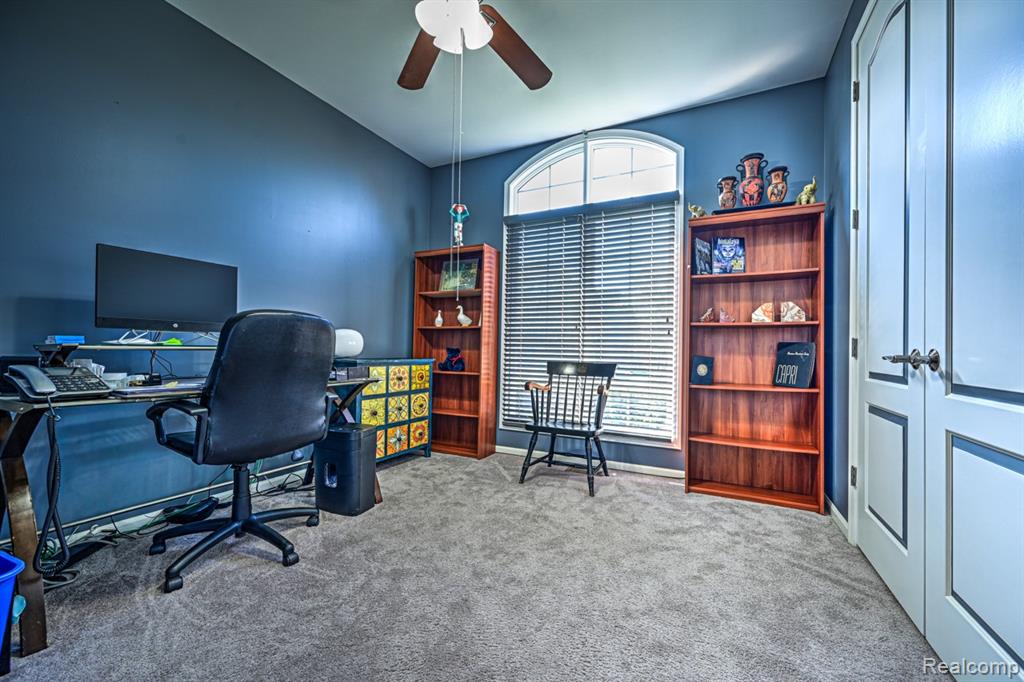 5591 Pembrooke Crossing, West Bloomfield, MI — Photo 3