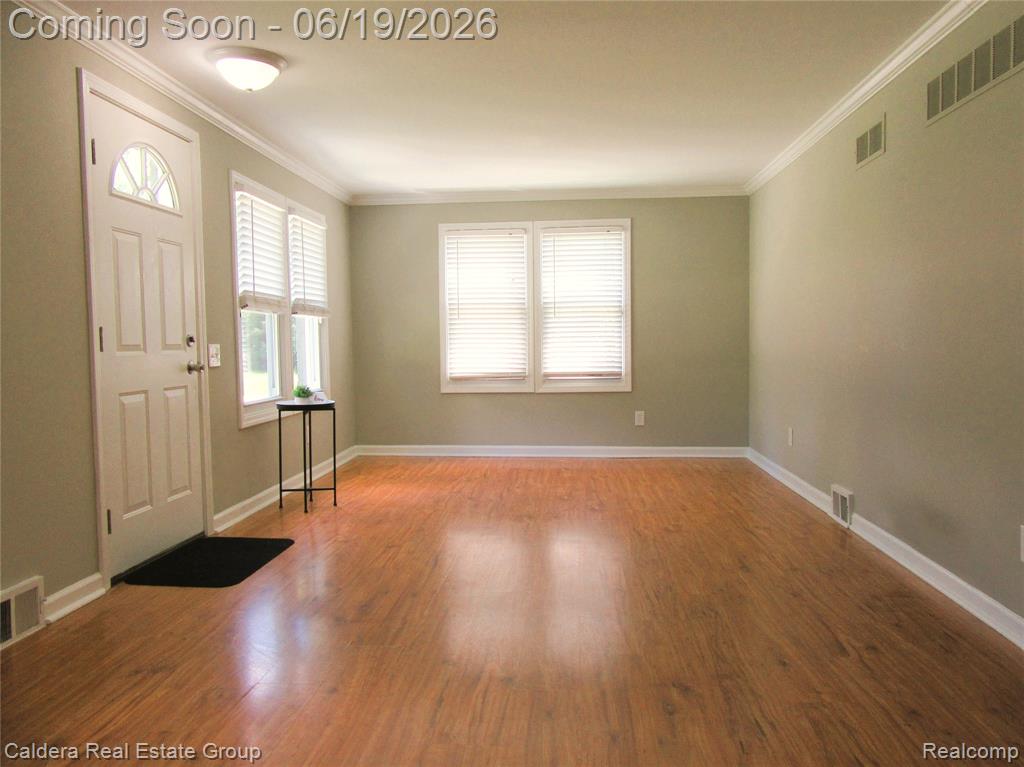 4251 Quebec Street, Auburn Hills, MI 48326 — Photo 2