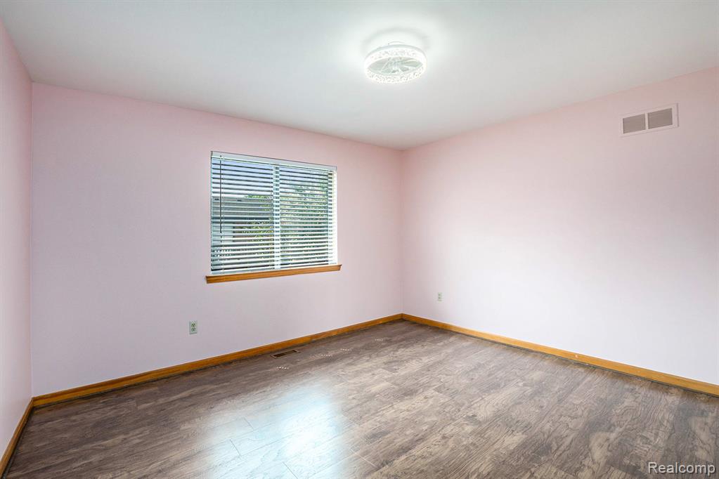 5434 Bowden Court, Warren, MI 48091 — Photo 17