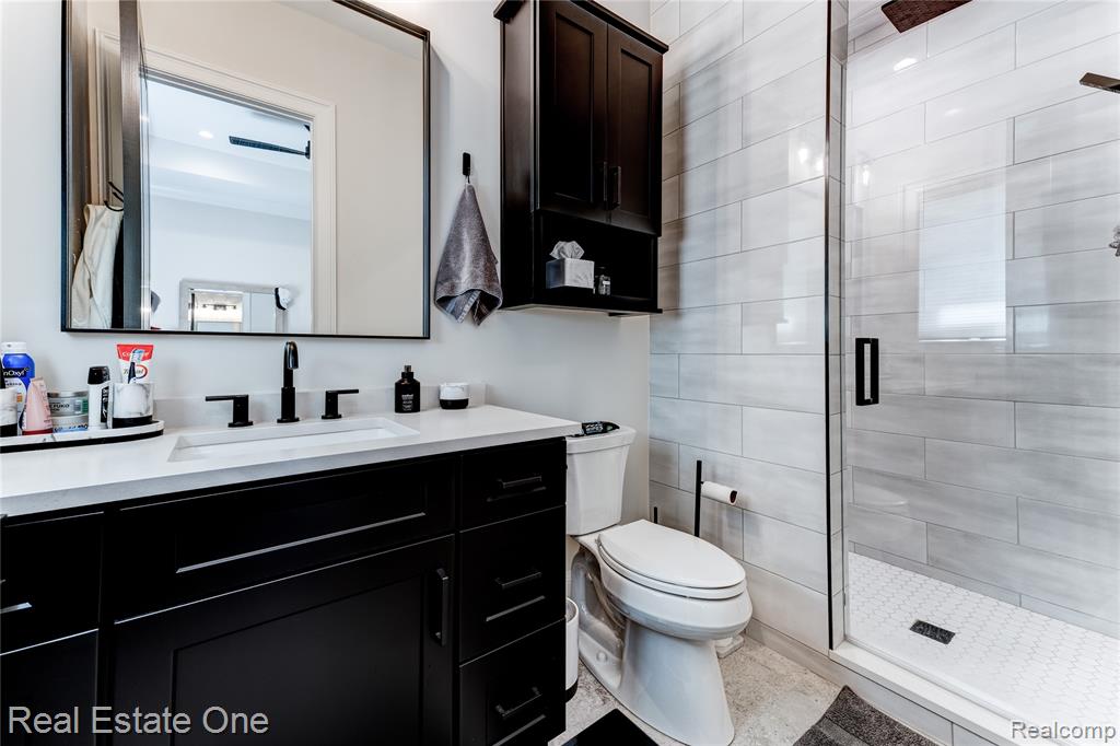 3370 Bloomcrest Drive, Bloomfield Hills, MI, 48304