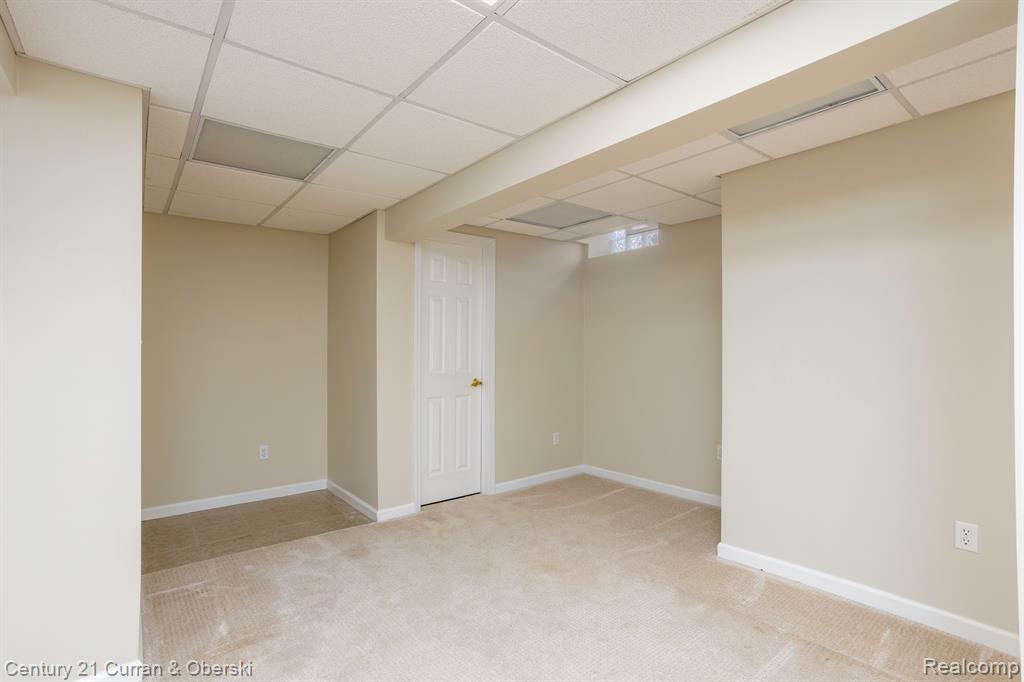 29428 Weston Drive, 124, Novi, MI 48377 — Photo 28