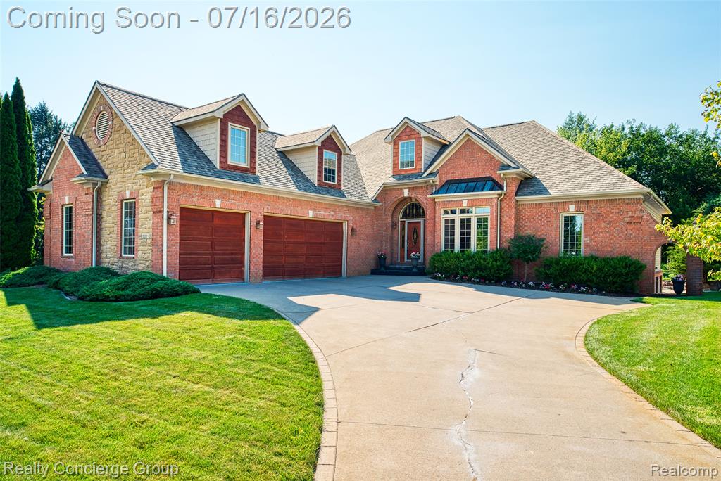 16366 Carrie Lane, Fenton, MI 48430