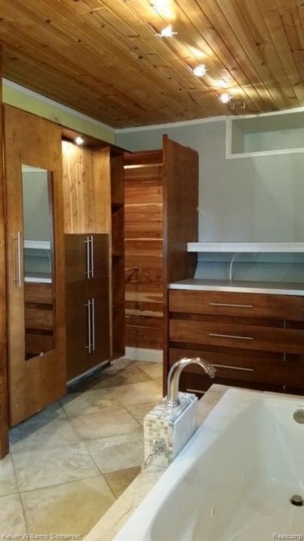 516 N WEST Street, Royal Oak, MI 48067 — Photo 15