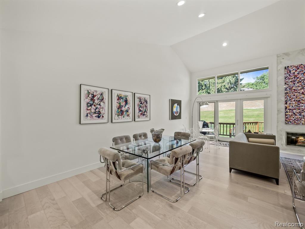 6420 Apple Grove Lane, Bloomfield Hills, MI 48301 — Photo 11