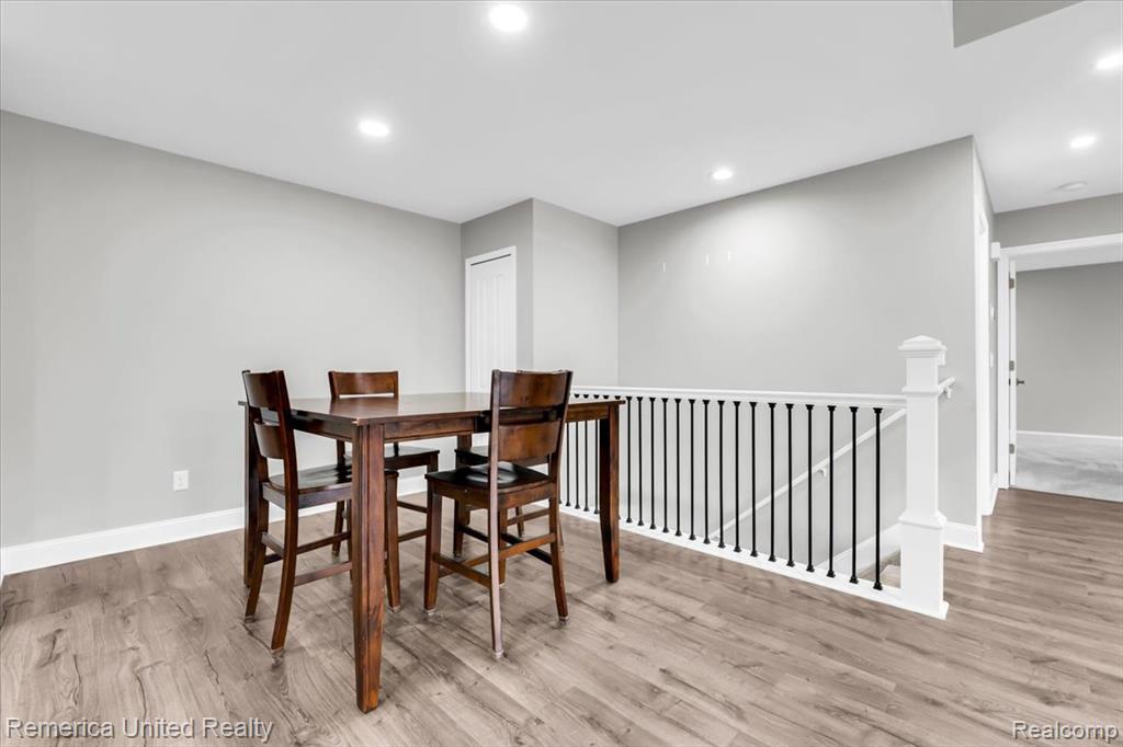 7968 Lawrence, West Bloomfield, MI — Photo 13