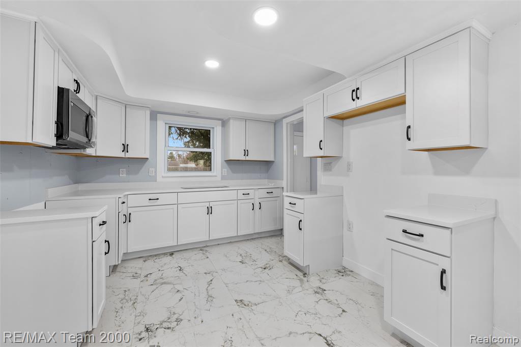 33101 Donnelly Street, Garden City, MI — Photo 13