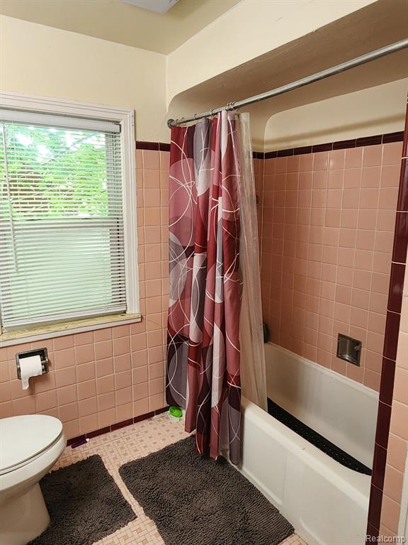 5977 HILLCREST Street, Grosse Pointe, MI 48236 — Photo 12