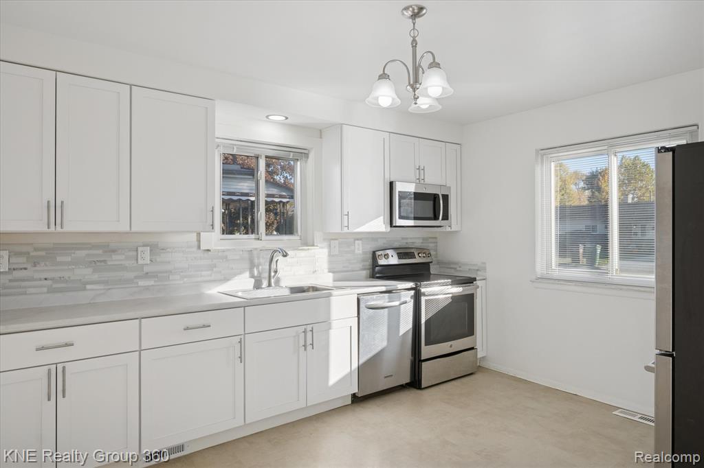 15464 Mulberry Street, Southgate, MI 48195 — Photo 12