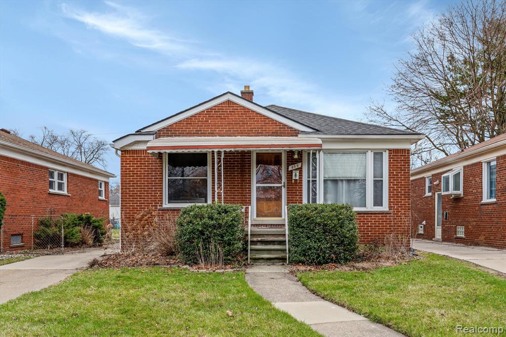 869 LIBERTY Avenue, Lincoln Park, MI 48146 — Photo 3
