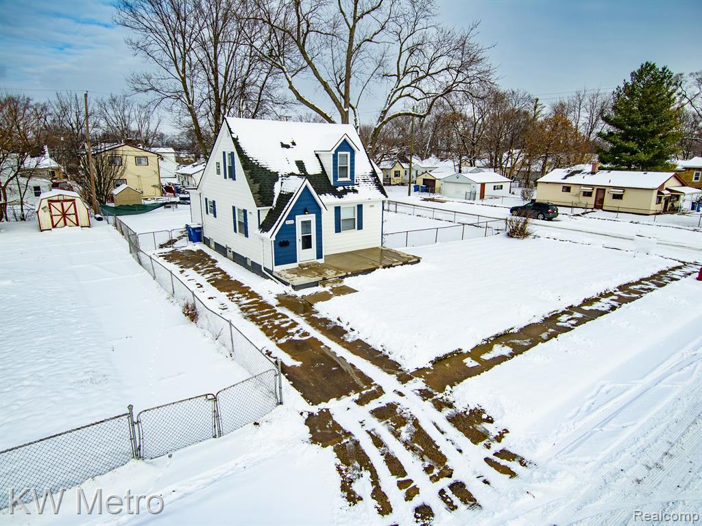 8135 REPUBLIC Avenue, Warren, MI 48089 — Photo 62