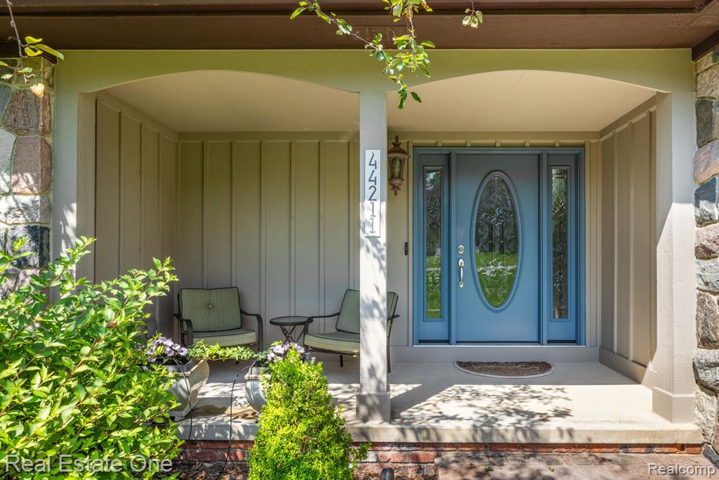44211 CHEDWORTH Drive, Northville, MI 48167 — Photo 5