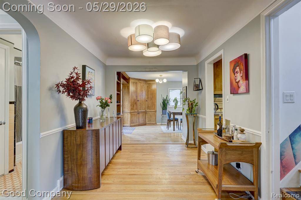 10074 Lincoln Drive, Huntington Woods, MI — Photo 10