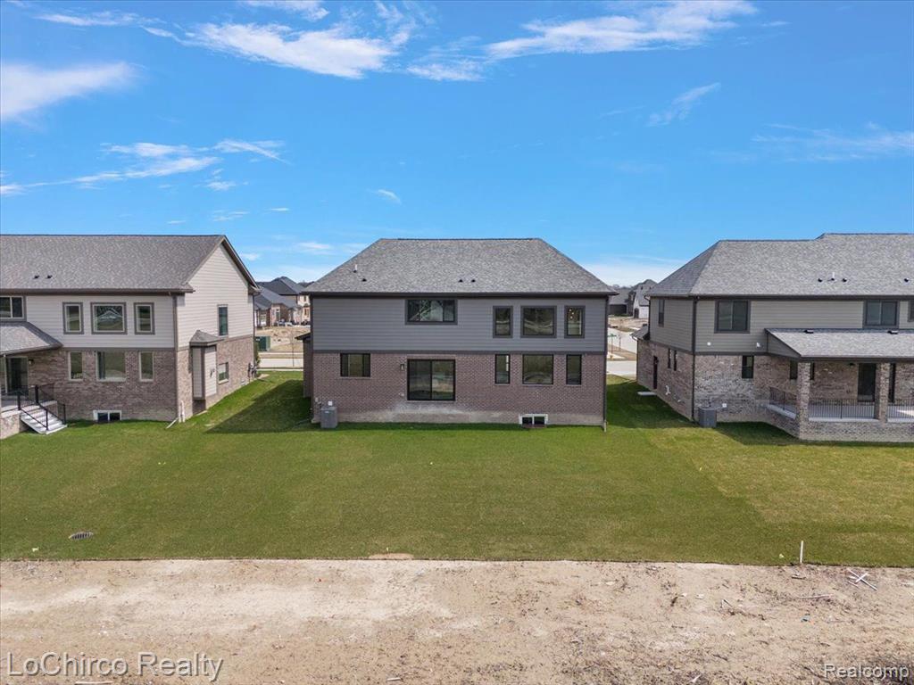 49355 LANGFORD Drive, Macomb, MI 48044 — Photo 34