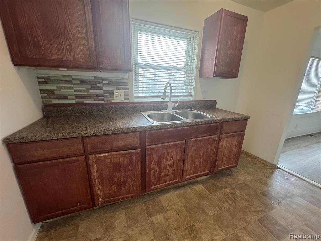 6538 VAUGHAN Street, Detroit, MI 48228 — Photo 4