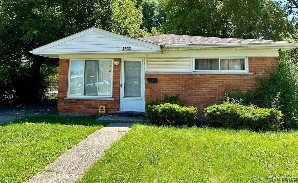 7602 ORCHARD Avenue, Warren, MI 48091 — Photo 2