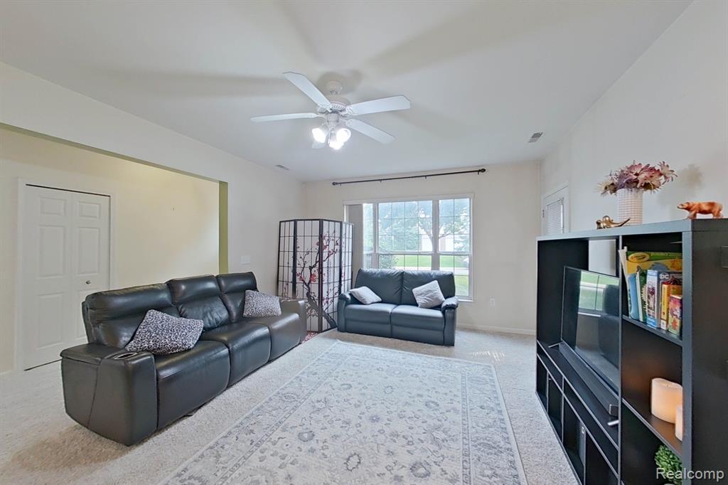27104 CHESAPEAKE Circle, Walled Lake, MI 48390 — Photo 7