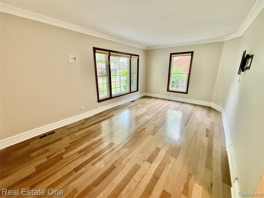 865 Grant Avenue, Clawson, MI — Photo 9