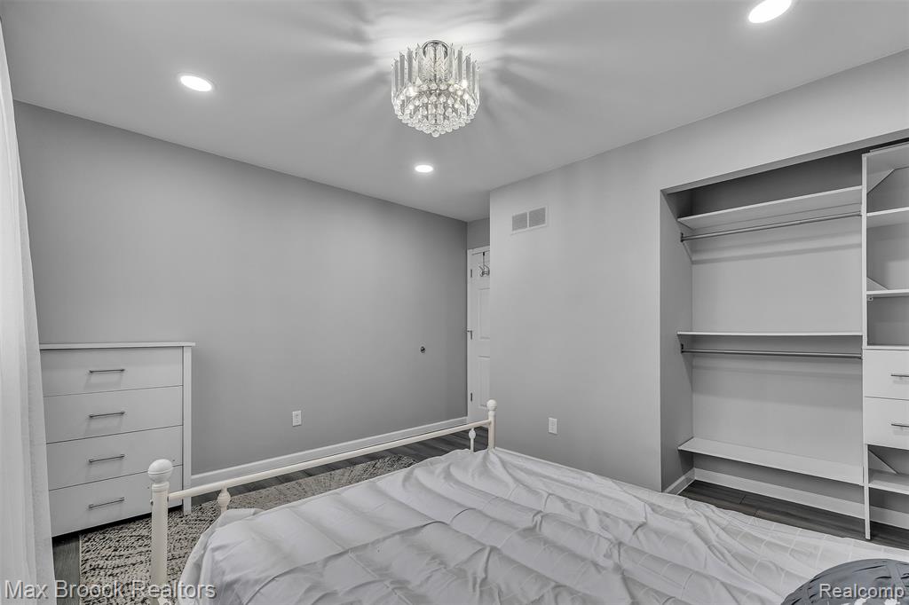 41893 Mary Kay Drive, Clinton Twp, MI 48038 — Photo 35