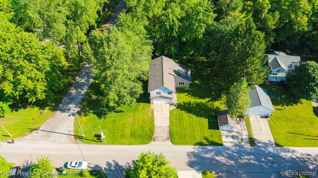 1111 Sarah Road, Pinckney, MI 48169 — Photo 37
