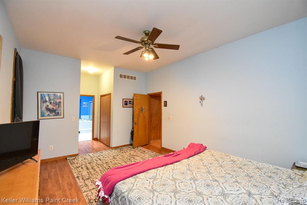 713 KNIBBE Road, Lake Orion, MI 48362 — Photo 25