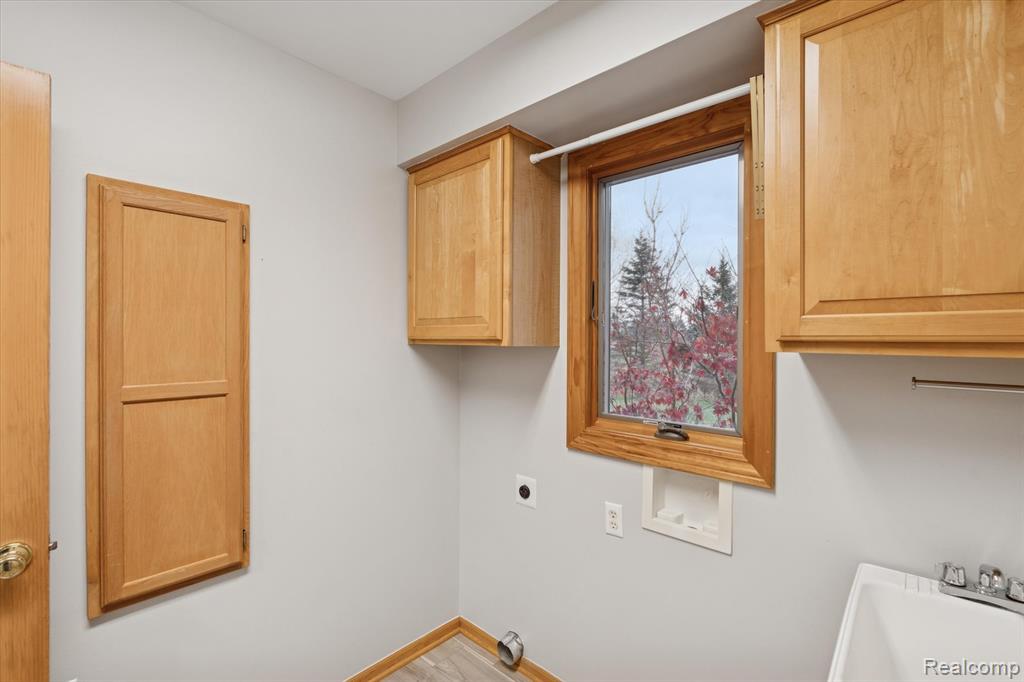 7183 Miller Lane, Grand Blanc, MI 48439 — Photo 25