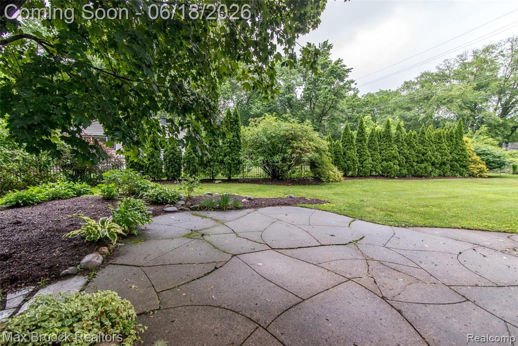 6799 E Dartmoor Road, West Bloomfield, MI — Photo 28