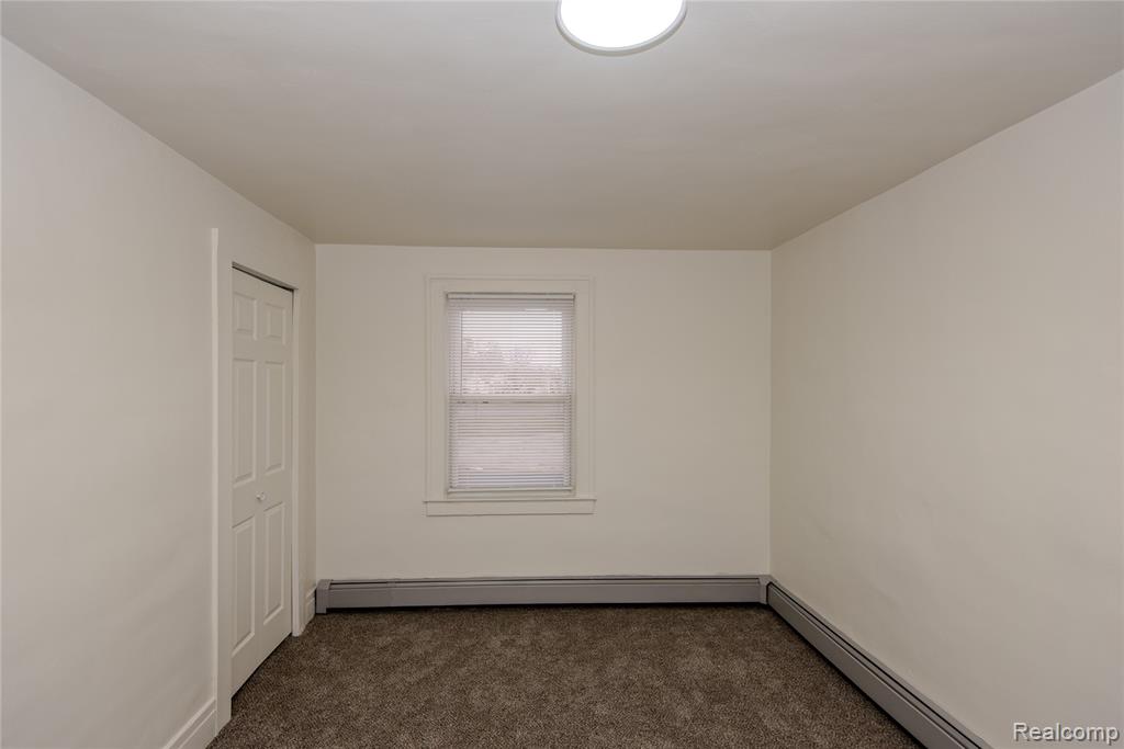 751 Dupont Street, Flint, MI 48504 — Photo 11