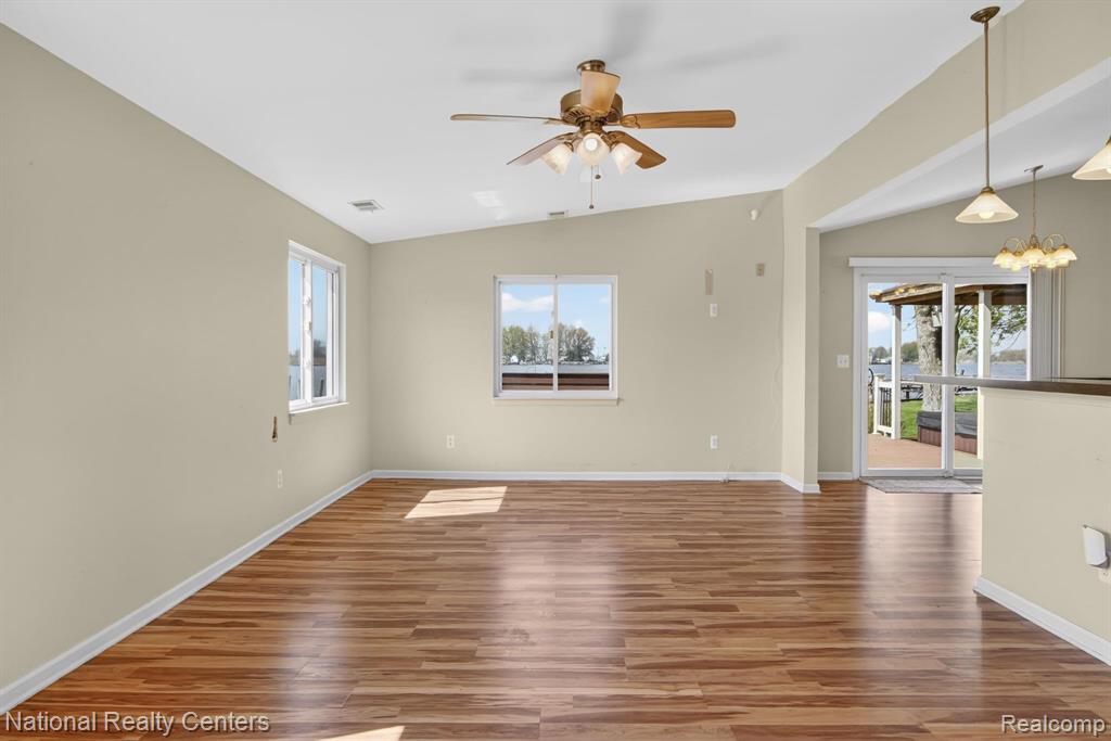 5810 Trombley Road, Newport, MI 48166 — Photo 10