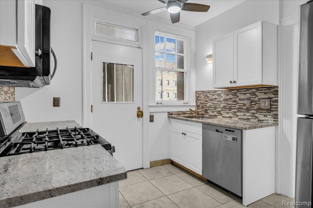756 Delaware Street, 27, Detroit, MI 48202 — Photo 14
