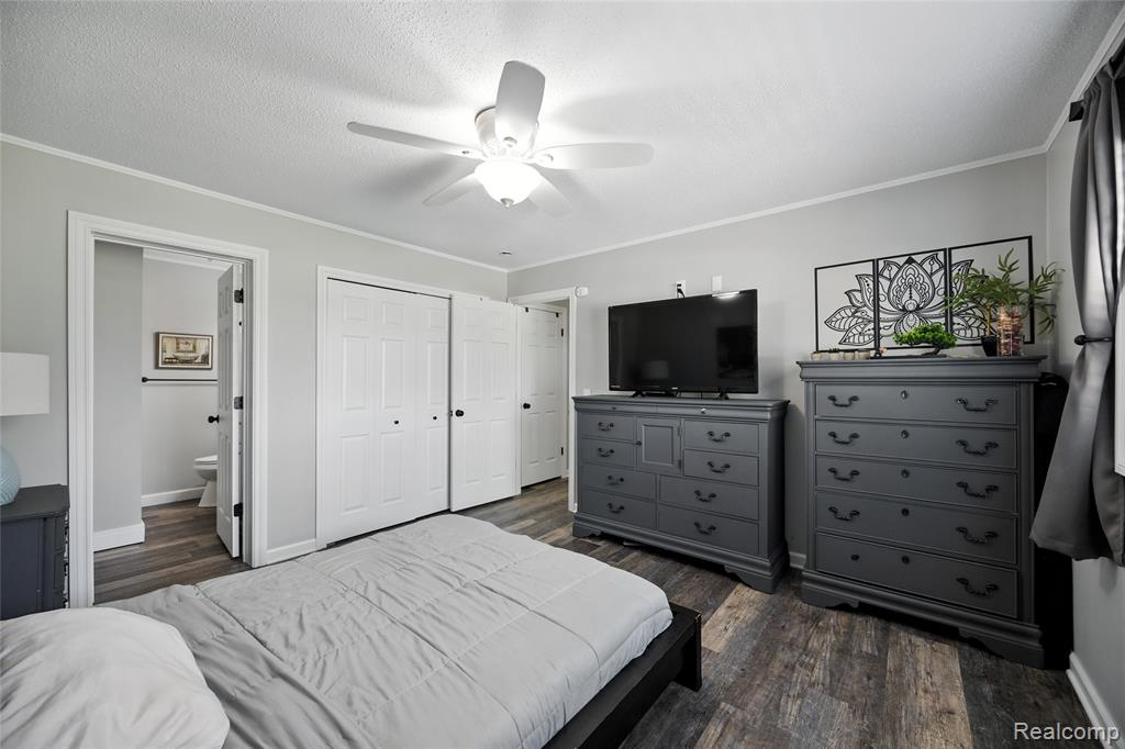 66100 Romeo Plank Road, Ray, MI — Photo 24