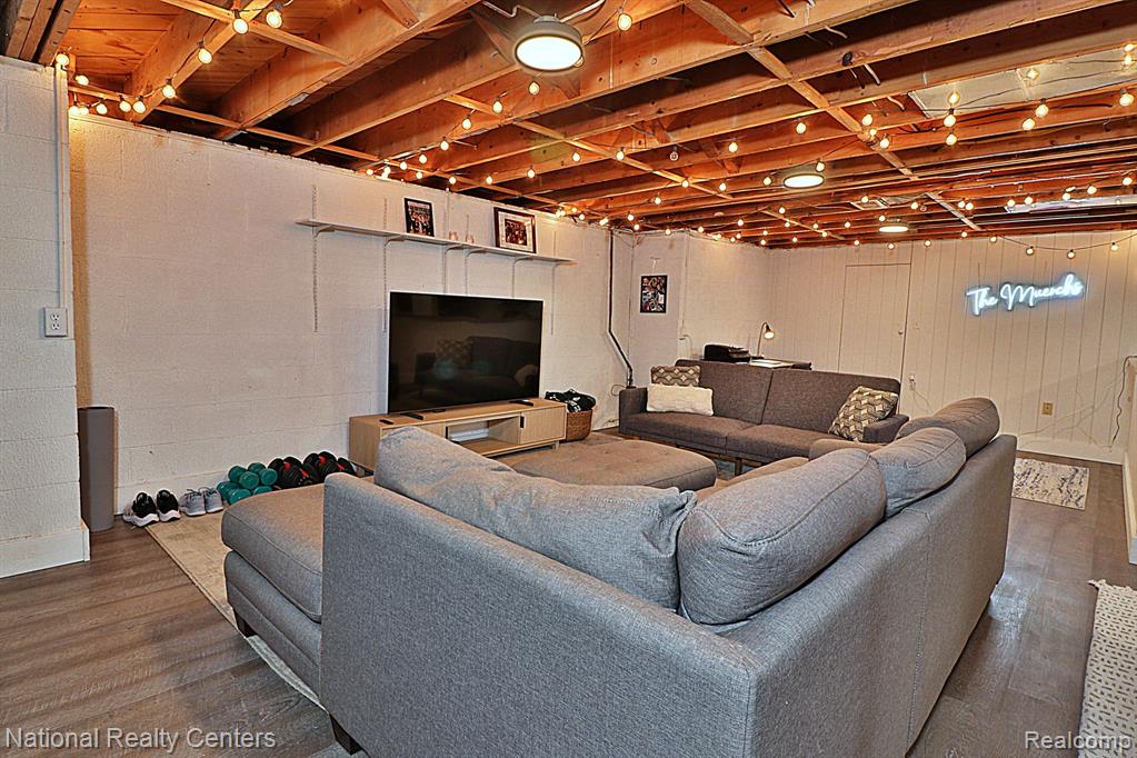 633 LEROY Street, Ferndale, MI 48220 — Photo 20