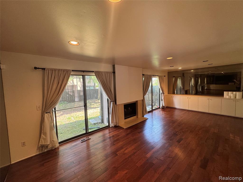 5216 Brett Court, West Bloomfield, MI — Photo 6