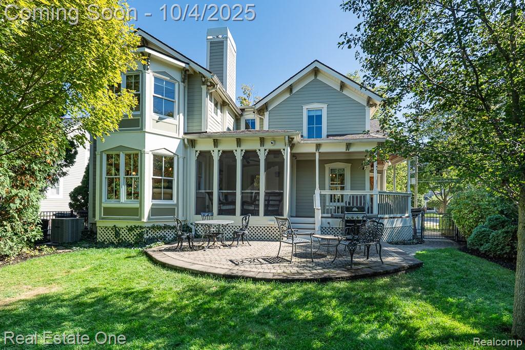 402 W 4th Street, Rochester, MI 48307 — Photo 35