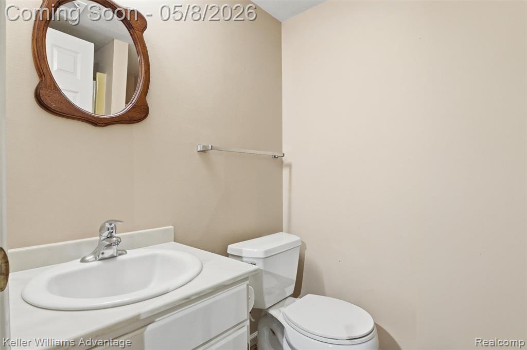 6545 Red Cedar Lane, West Bloomfield, MI 48324 — Photo 33