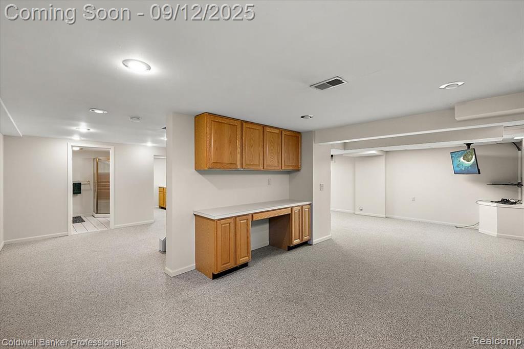49238 Plum Tree Drive, Plymouth, MI 48170 — Photo 57