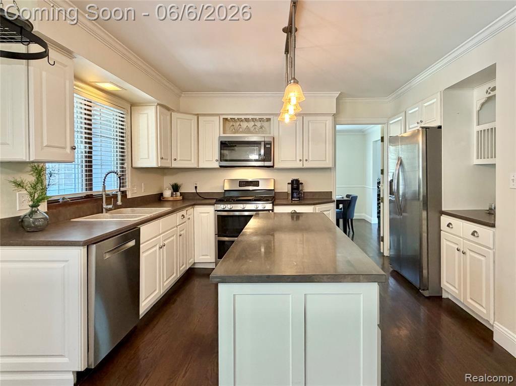 5330 Aintree Road, Rochester, MI 48306 — Photo 11