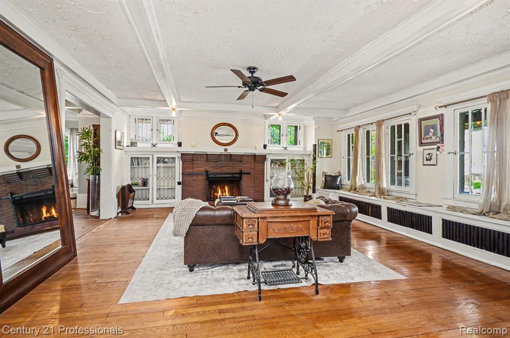 33 Moss Street, Highland Park, MI 48203 — Photo 17