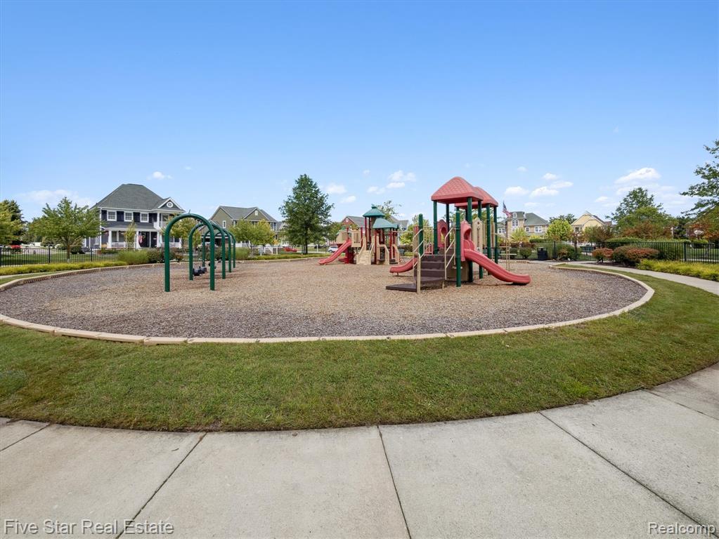 50264 Paine Street, Canton, MI 48188 — Photo 61